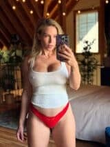 Kali Knockers photo 1 of 7