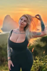 Dilyla Bloom aka XL_Barbie photo 1 of 10