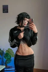 Leah Larsh aka Leah Meow or Leah Chan photo 7 of 18