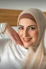 Marita Yara photo 1 of 18