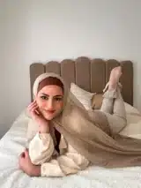 Marita Yara photo 3 of 18