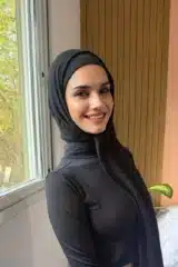 Samira Omari photo 4 of 20