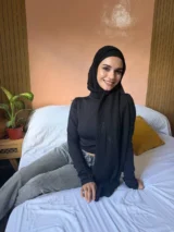 Samira Omari photo 6 of 20